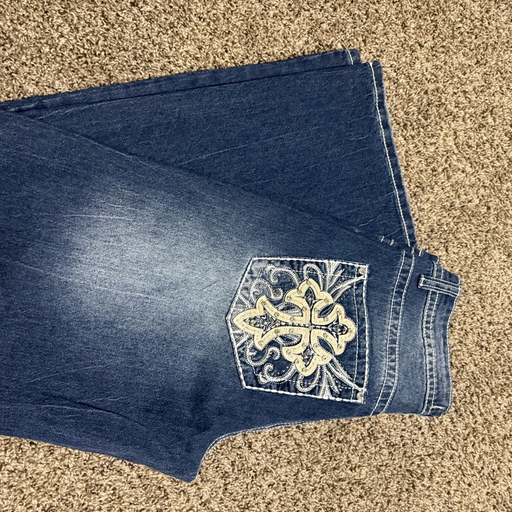 Disclosure brand Elegant Blue Embroidered Women's Flare Jeans, beautiful Jean,29